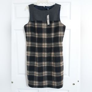 #249NWT Tommy Hilfiger sleeveless dress. Size: 16